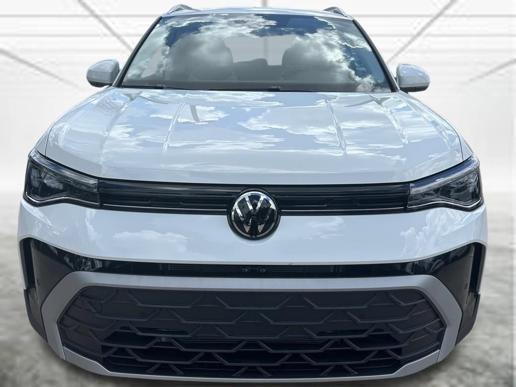 New 2026 Volkswagen Taos SE FWD image 8
