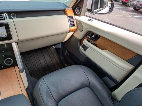 Used 2021 Land Rover Range Rover P525 Westminster Edition image 18