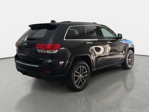 Used 2018 Jeep Grand Cherokee Limited w/ Trailer Tow Group IV image 5