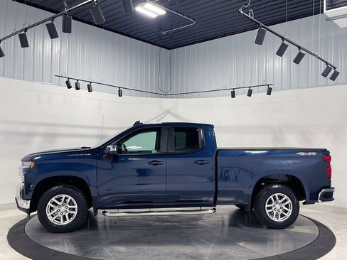 Used 2021 Chevrolet Silverado 1500 LT AWD/4WD image 18