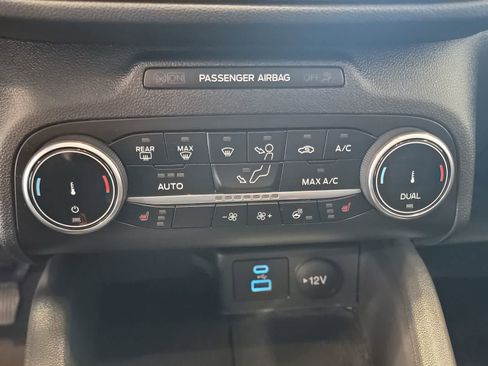Used 2023 Ford Escape Active w/ Cold Weather Package FWD image 20