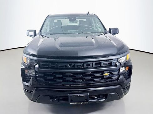 Used 2026 Chevrolet Silverado 1500 Custom AWD/4WD image 2