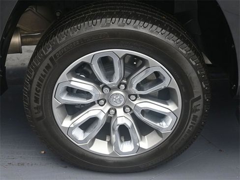 Used 2022 RAM 1500 Laramie image 5