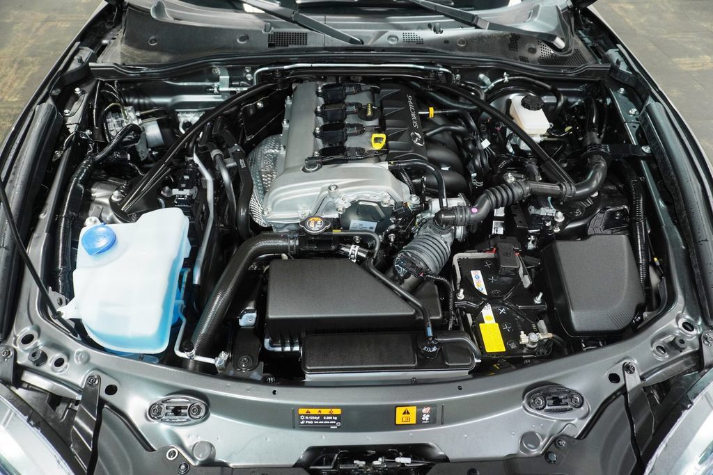 Certified 2025 MAZDA MX-5 Miata Grand Touring RWD image 15