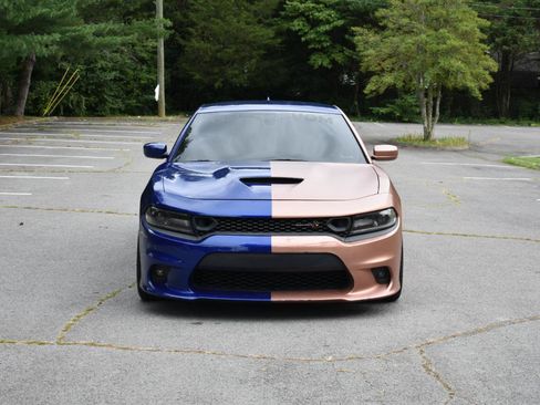 Used 2019 Dodge Charger Scat Pack RWD image 11