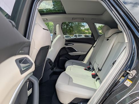 New 2026 Audi Q5 Prestige AWD/4WD image 6