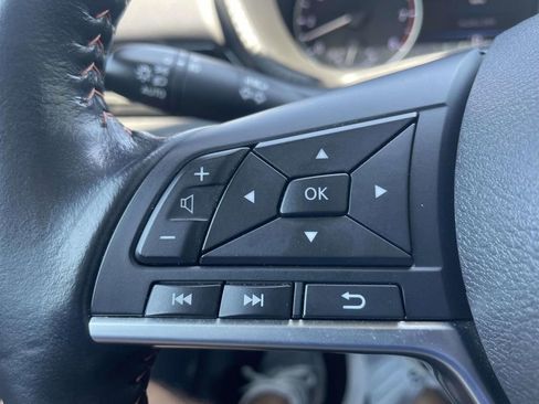 Used 2023 Nissan Sentra SR w/ Midnight Edition Package FWD image 18