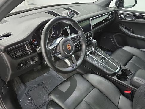 Used 2019 Porsche Macan AWD/4WD image 4