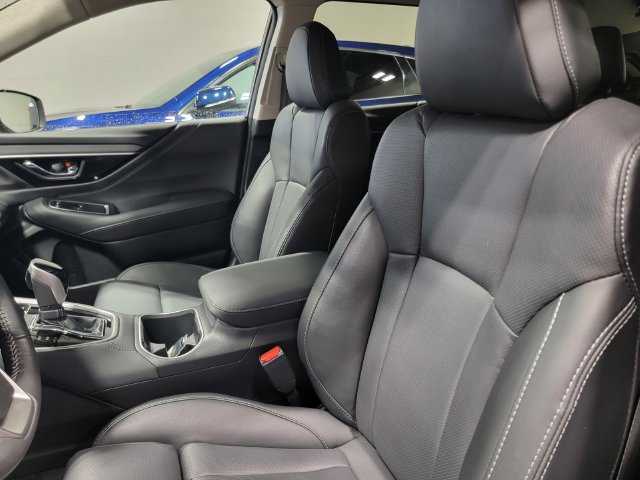 Used 2024 Subaru Outback Limited AWD/4WD image 12