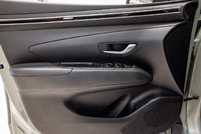 Used 2022 Hyundai Santa Cruz SEL FWD image 8