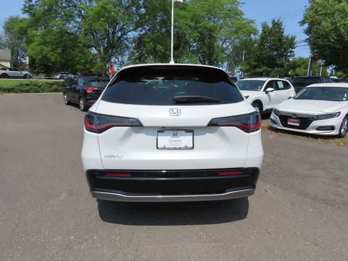 Used 2023 Honda HR-V EX-L image 5