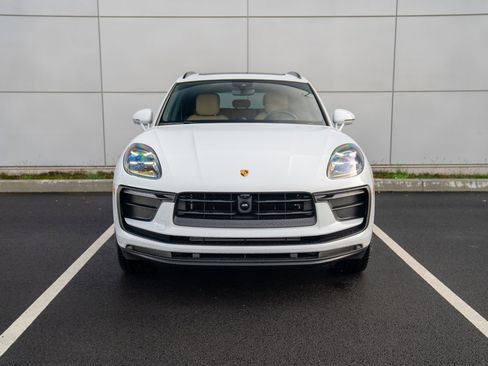 New 2026 Porsche Macan image 6