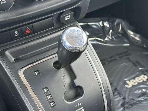 Used 2016 Jeep Patriot Sport w/ Power Value Group image 21