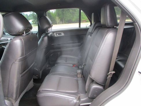 Used 2014 Ford Explorer Limited FWD image 14