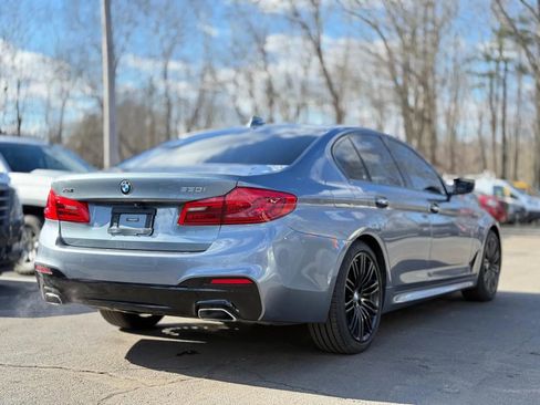 Used 2018 BMW 530i xDrive image 9