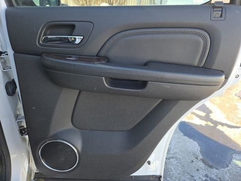 Used 2014 GMC Yukon Denali image 27