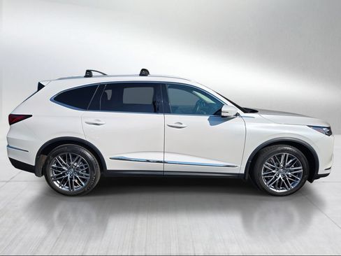Used 2024 Acura MDX SH-AWD w/ Advance Package image 2