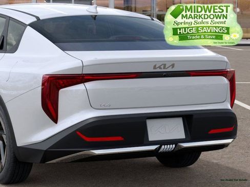 New 2026 Kia K4 EX image 13