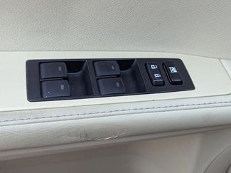 Used 2013 Lexus ES 350 w/ Luxury Pkg video 3