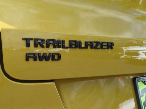 Certified 2023 Chevrolet TrailBlazer RS w/ Convenience Package AWD/4WD image 30