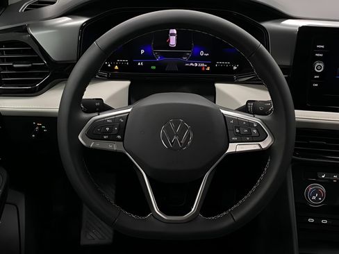 New 2026 Volkswagen Taos S image 22