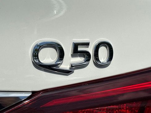 Used 2023 INFINITI Q50 Luxe RWD image 8