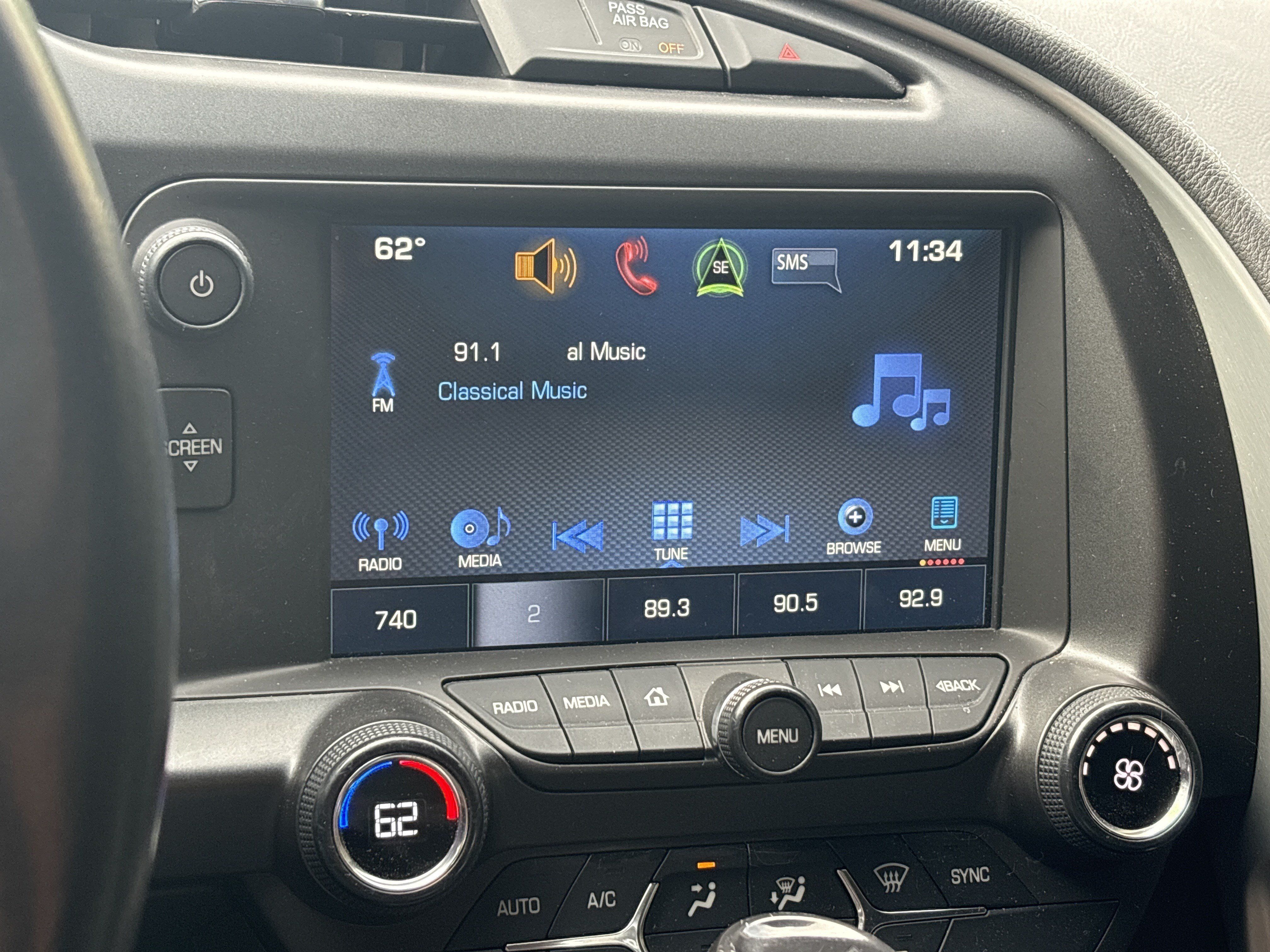 Used 2019 Chevrolet Corvette Stingray Coupe w/ Carbon Flash Badge Package RWD image 23