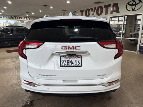 Used 2024 GMC Terrain Denali w/ LPO, Cargo Package AWD/4WD image 9