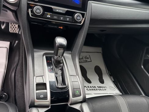 Used 2019 Honda Civic Sport image 14