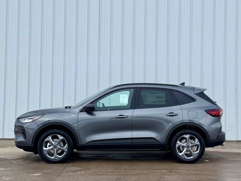 New 2026 Ford Escape ST-Line w/ Tech Pack #1 AWD/4WD image 2