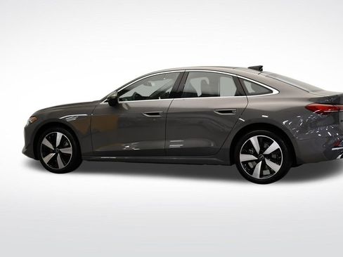 Used 2025 Audi A5 2.0T Premium Plus w/ Premium Plus AWD/4WD image 2