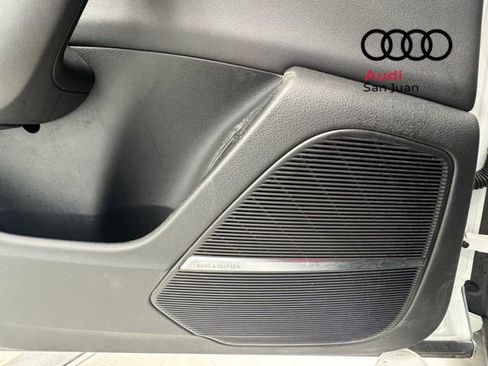 Used 2023 Audi Q8 Prestige w/ Prestige Package AWD/4WD image 30