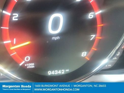 Used 2016 Volvo XC60 T5 Premier image 10