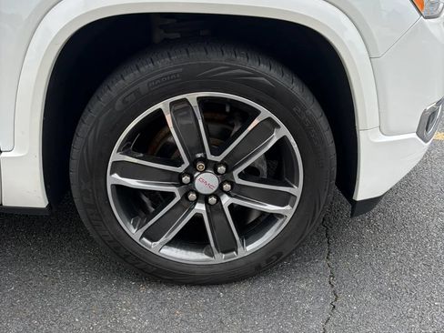 Used 2018 GMC Acadia Denali w/ Technology Package AWD/4WD image 14