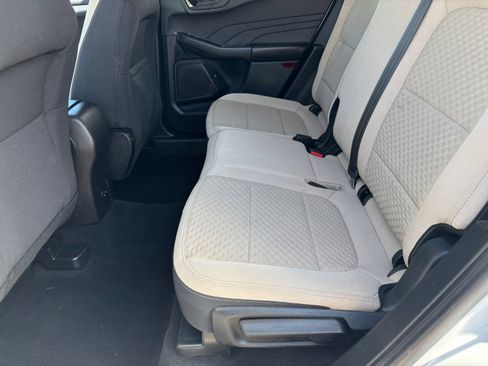 Certified 2022 Ford Escape SE FWD image 17