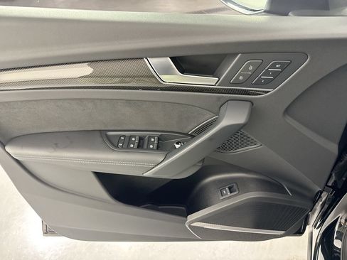 Used 2023 Audi SQ5 Prestige AWD/4WD image 27