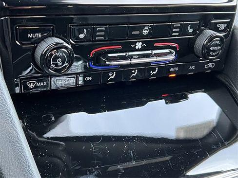 New 2025 Jeep Grand Cherokee Limited w/ Trailer Tow Package image 25