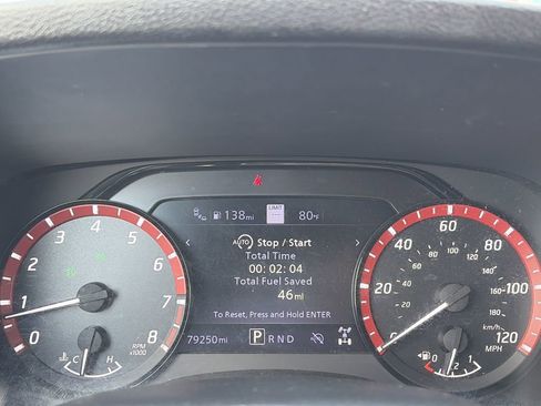 Used 2024 Nissan Frontier PRO-4X w/ Pro Convenience Package image 10