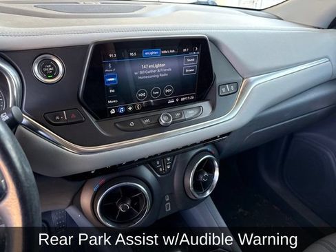 Used 2020 Chevrolet Blazer LT FWD image 14