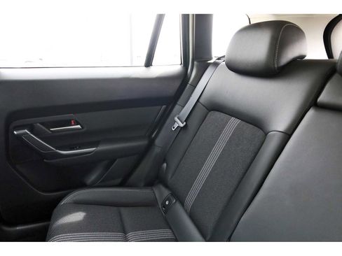 Used 2025 MAZDA CX-50 AWD 2.5 S w/ Preferred Package image 9