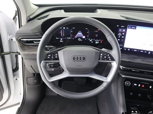 New 2025 Audi Q5 Premium Plus image 22