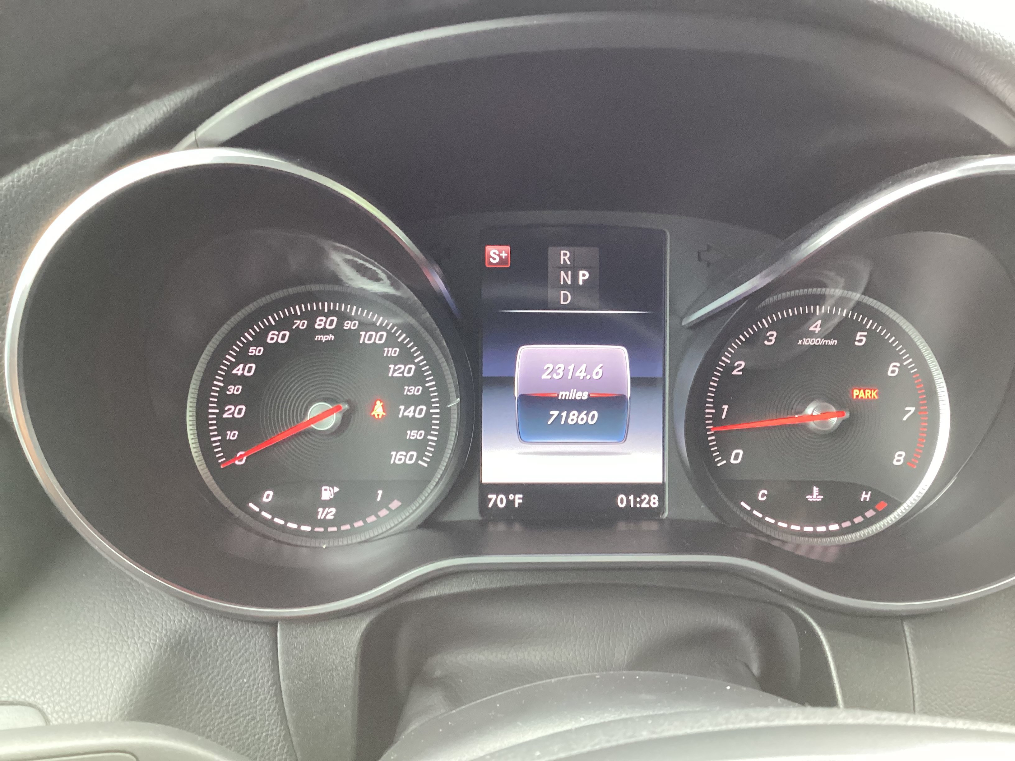 Used 2019 Mercedes-Benz GLC 300 4MATIC image 12