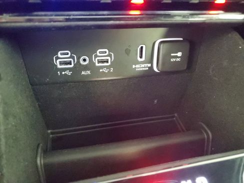 Used 2023 Jeep Grand Cherokee L Overland w/ Trailer Tow Group (B) image 18