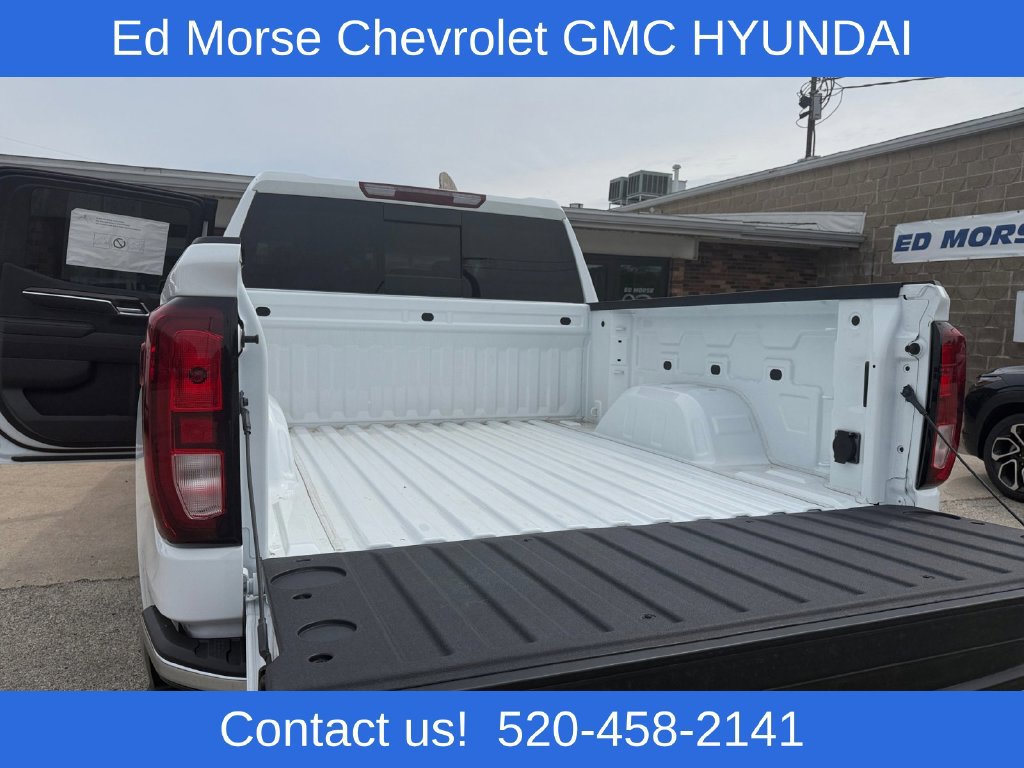Used 2025 GMC Sierra 1500 SLE w/ Preferred Package AWD/4WD image 18