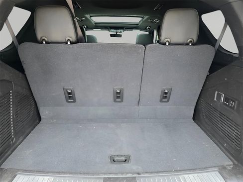 Used 2021 Chevrolet Tahoe Z71 w/ Luxury Package image 9