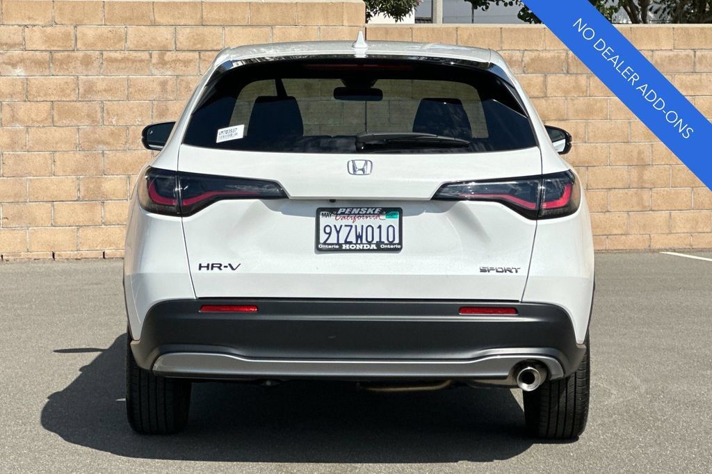 Certified 2027 Honda HR-V Sport image 5