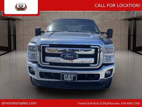 Used 2015 Ford F250 Lariat w/ Lariat Interior Package image 5