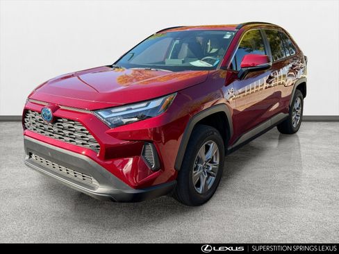 Used 2024 Toyota RAV4 XLE w/ Convenience Package AWD/4WD image 3