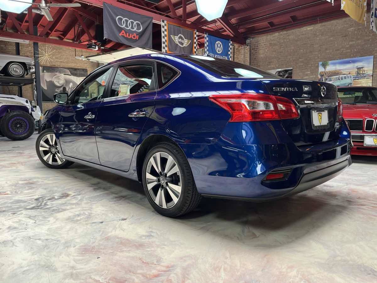 Used 2019 Nissan Sentra SV w/ Special Edition Package FWD image 5