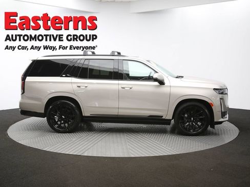 Used 2024 Cadillac Escalade Sport Platinum w/ LPO, ONYX Package image 50